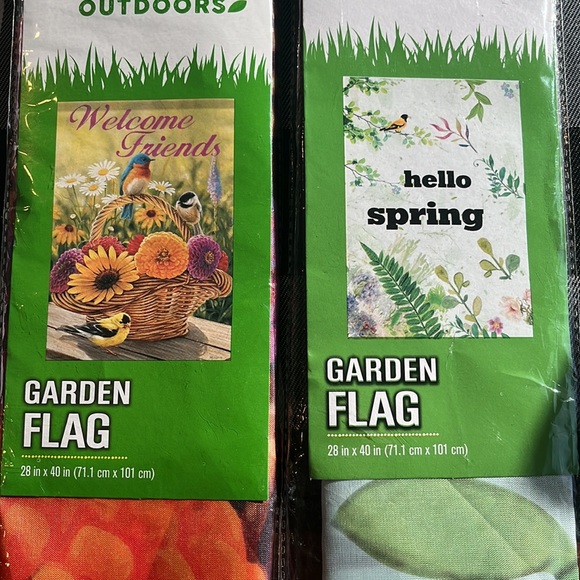🔥3/$25🔥Lot of (6) 28X40” Garden Flags “hello spring” and “Welcome Friends” - Picture 6 of 7